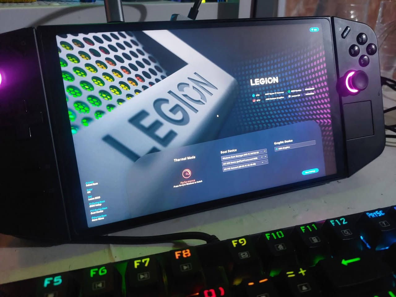 لينوفو ليجن كو
ذاكرة 1T
الجهاز نضيف كلشش
ويا اشتراك كيم باس 
لعبة gta5
Pes2013
سبايدر مان 2
The last of us

مع لاصق حماية الشاشة 
وكفر حماية 
السعر 825


**إذا كنت صاحب هذا الإعلان وتريد حذفه لأي سبب، رجاءا أرسل رسالة إلى الدعم الفني**