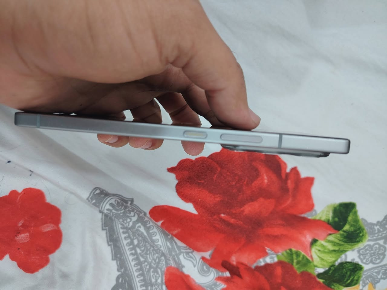 السلام عليكم انفنكس نوت 50 برو استعمال اقل لشهر كامل ملحقات بس لشحن لاسلكي ضاع مني للبيع السعر 300 وبي مجال قليل مكاني البصرة حيانيه جهاز كفاله من كلشي كارتونه و شاحنته لاصليه وياه وشكرا


**إذا كنت صاحب هذا الإعلان وتريد حذفه لأي سبب، رجاءا أرسل رسالة إلى الدعم الفني**