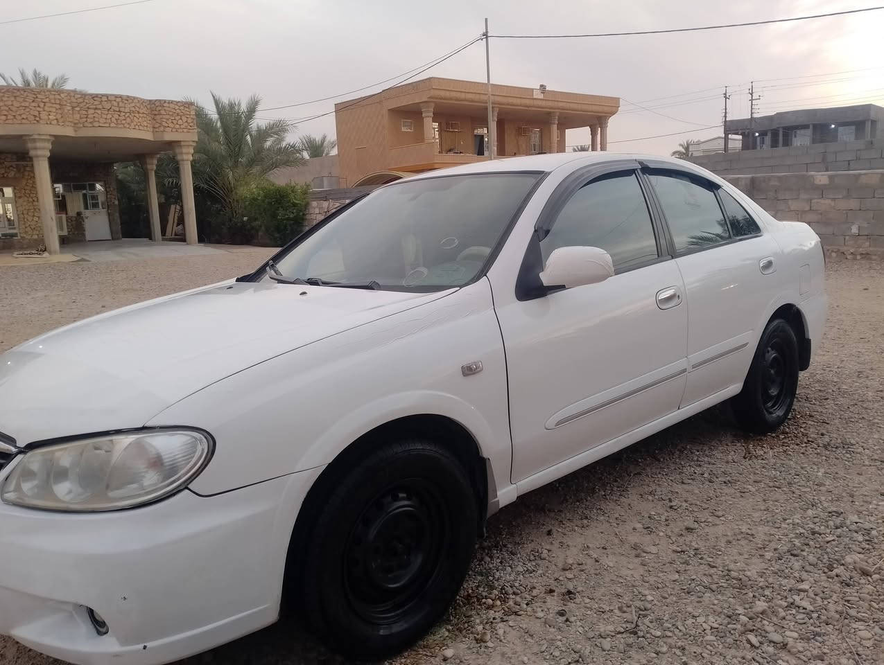 سلام عليكم بيع سني موديل 2010 محرك 1600 تخم تاير جديد صدر جديد مابيه ي نقص رقم انبار تحويل مباشر تبريد ثلج سياره خير من الله سنويه 29 السعر 78 وبيه مجال بصيط مكان السياره الانبار الرمادي رقم الهاتف ***********
