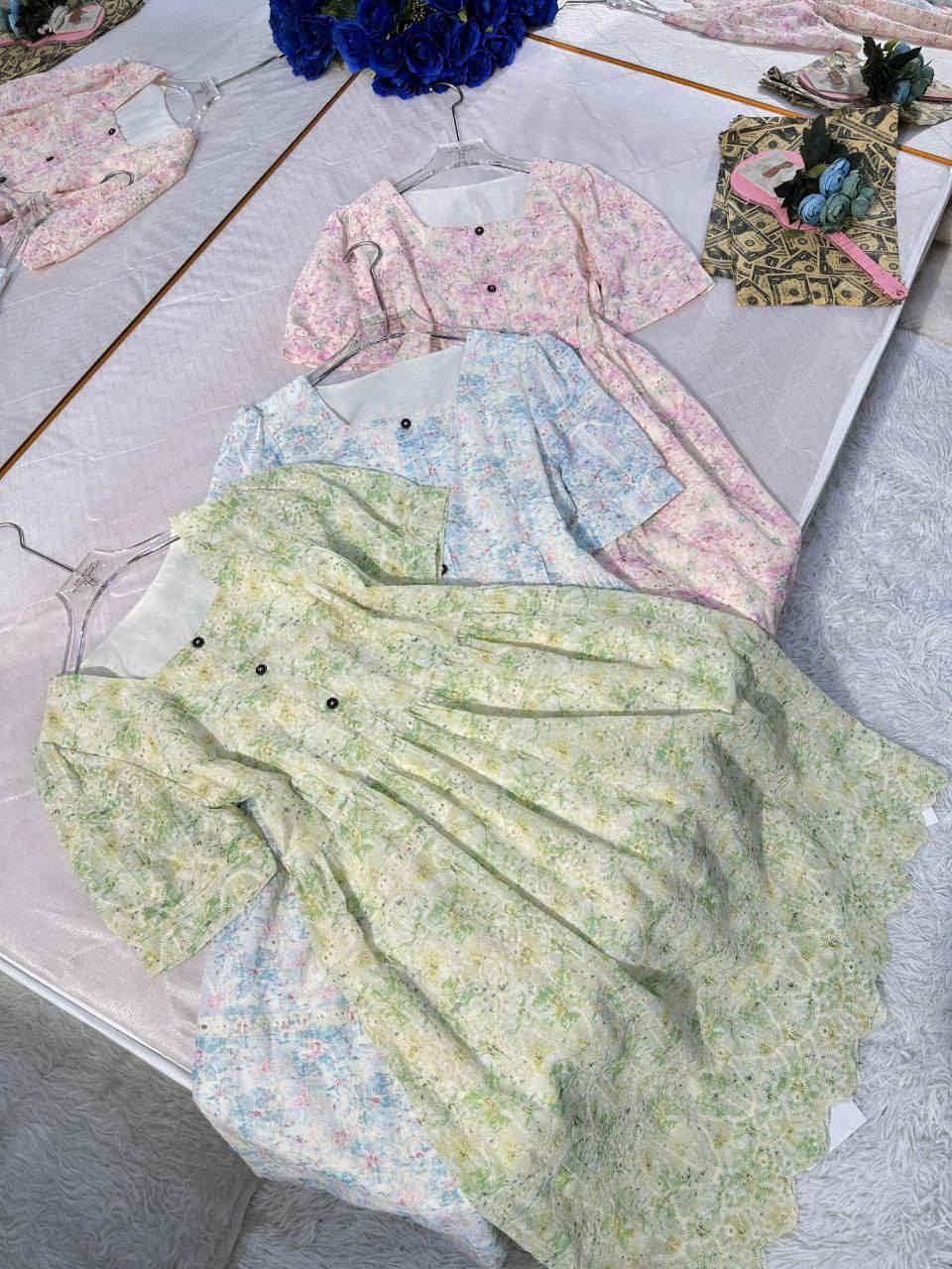 ❤️ ﷽
الكولكشن الرمضاني يبدأ من هنا 💐 

ووصل الجمال وترند الموسم😍❤️
طول تسعين 
خامة شيفون مبطن 

قياسات   افري سايز 

توصيل البصرة 5 الاف محافظات 7 الاف


**إذا كنت صاحب هذا الإعلان وتريد حذفه لأي سبب، رجاءا أرسل رسالة إلى الدعم الفني**