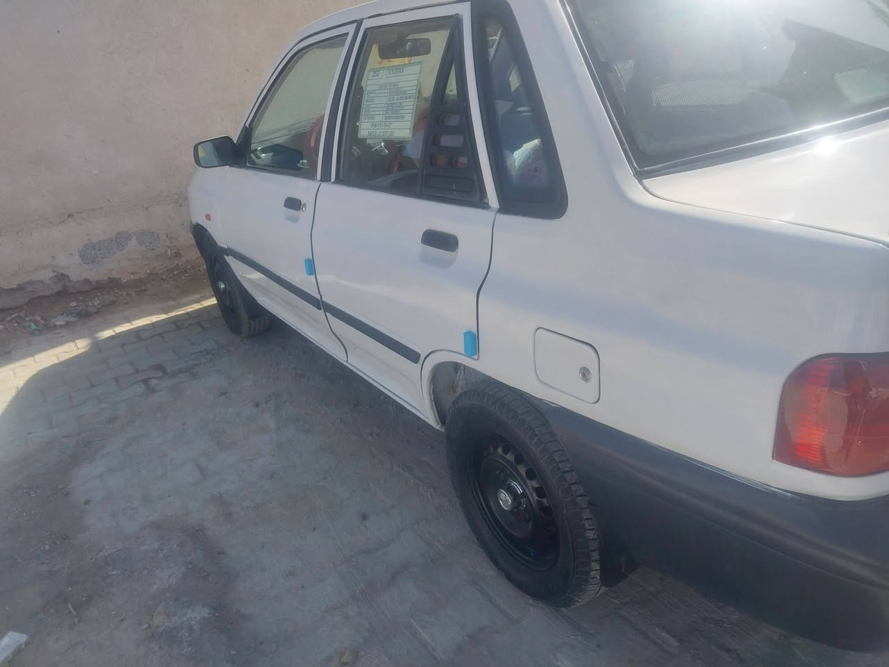 سلام عليكم سايبه موديل 2010 .كير محرك صدر تبريد تخم تاير مابيها اي نقص. شواصي كفاله. مصبوغه عام بدون ضربه. السعر 35 بيها مجال ***********.مكان السياره الشعله
