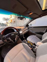 اكسنت خليجي 2016 مكفوله سعرها 90وبيها مجال بسيط اخوكم مستعجل ع بيعتها ...