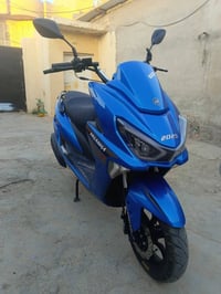 مليون و250 وبيها مجال 07780033676