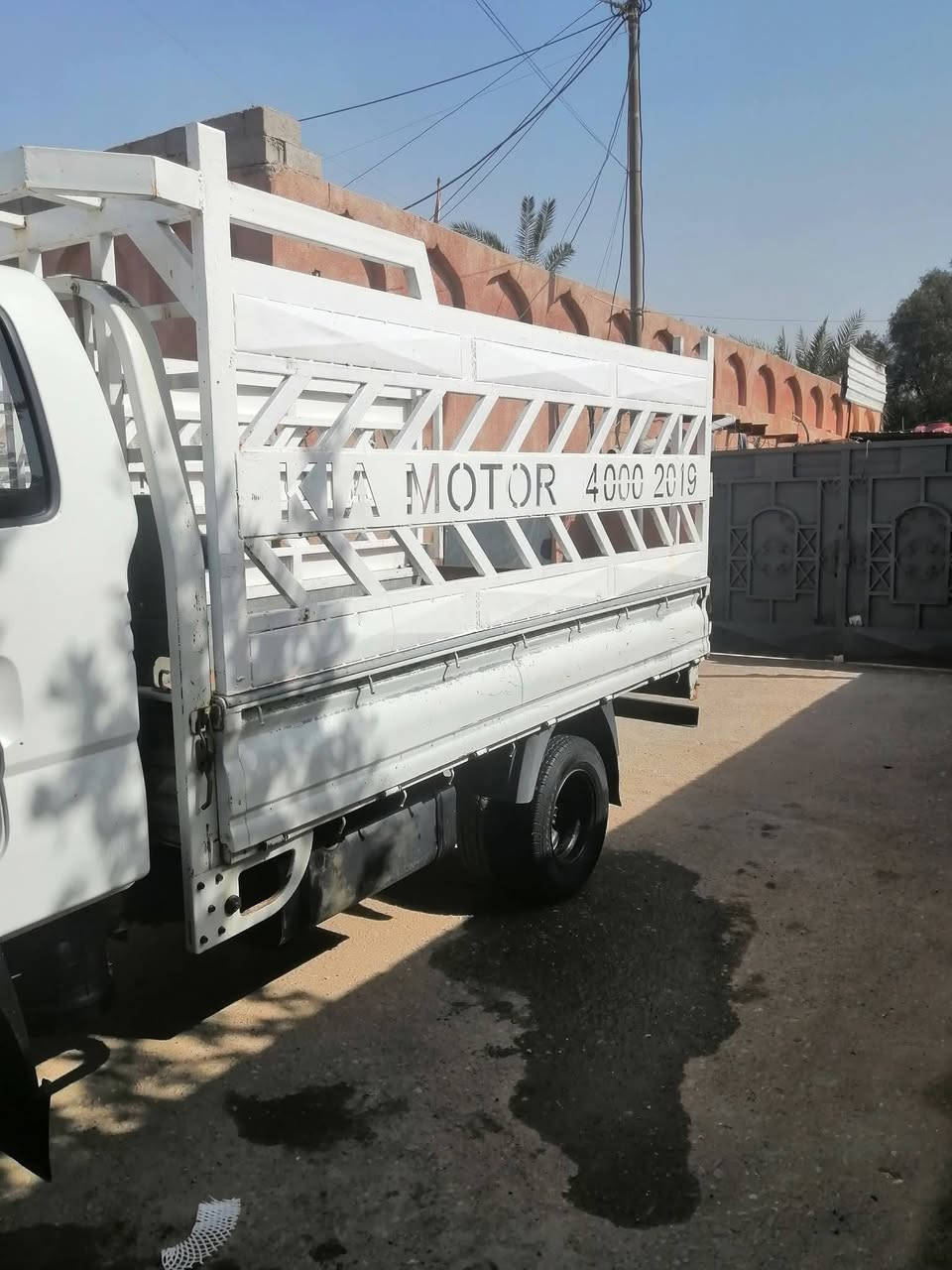 السلام عليكم
كيا بنكو فحل 2013 مفتوح
  الارقام الجددد
سيارة مكفولة كفالة عامة
سيارة مامتعوبة
تخم تاير/ الورة محور14
السعر 110 وبيهة مجال
لل ستفسار *********** بي واتساب
عنواني البصرة///كرمة علي مقابيل باب الجامعة
