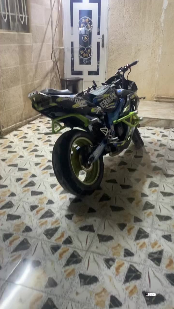 سلام عليكم دراجه.  F4i 600. للبيع دراجه مناقصهاشي دراجه احله من صوره دراجه سبانخ ممدوده عليها مكاني صلاح الدين سامراء  رقمي ***********
