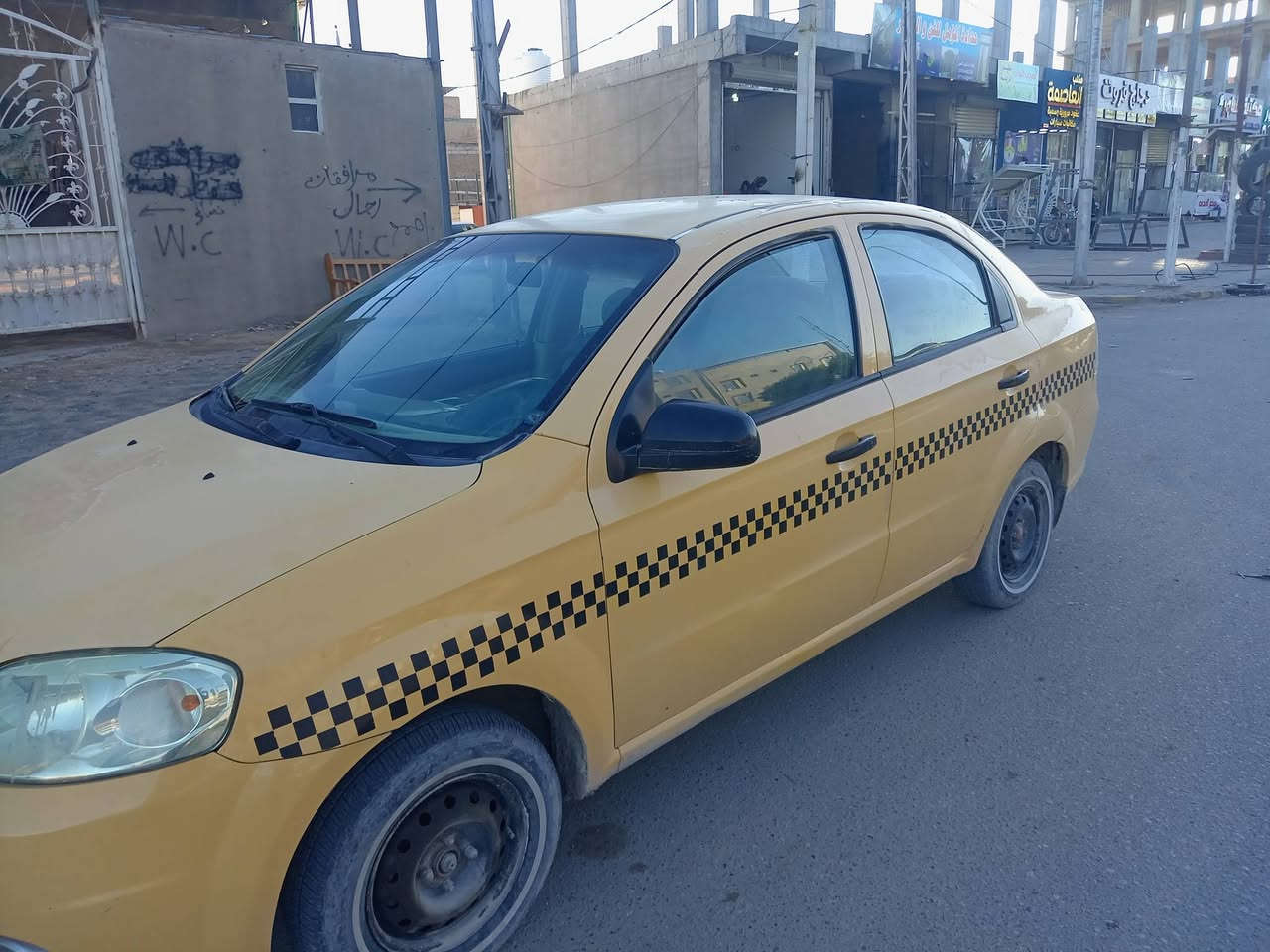 سلام عليكم افيو للبيع نجف التفاصيل اتصال *********** السعر 53 وبيها مجال قليل
