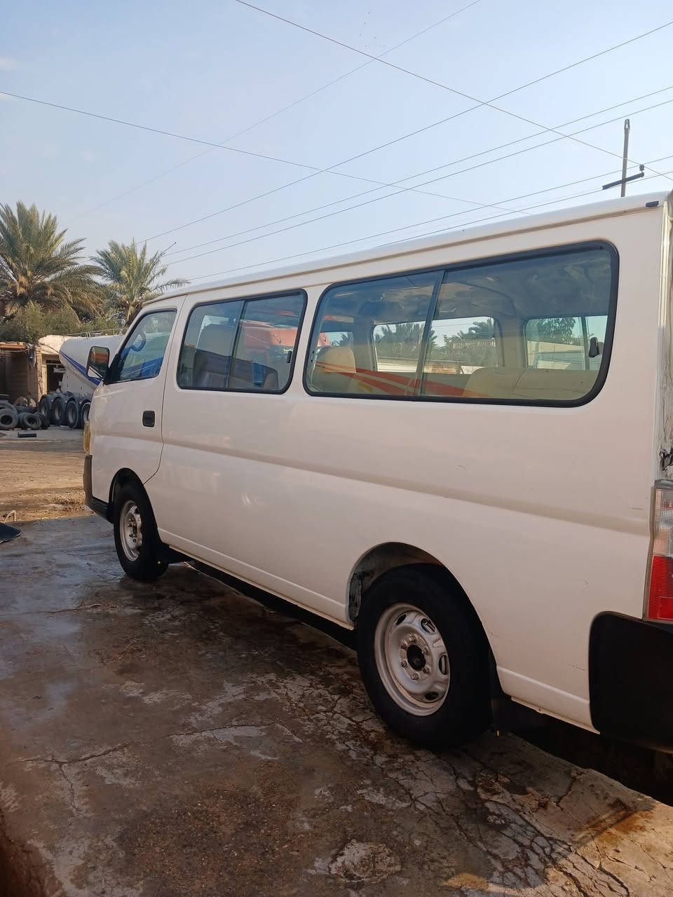 سيارة نيسان اورفان للبيع موديل2012  باسمي 
للإستفسار الاتصال على الرقم ***********
