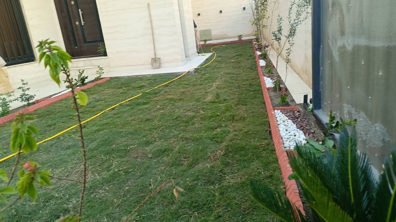 رمضان كريم 
تم بفضل الله انجاز حديقه في الحله/حي الصحه
للاتصال ***********
#ضمان العمل 5سنوات
#متابعه مجاناا 3 اشهر
#المهندس الزراعي سيد ابراهيم
