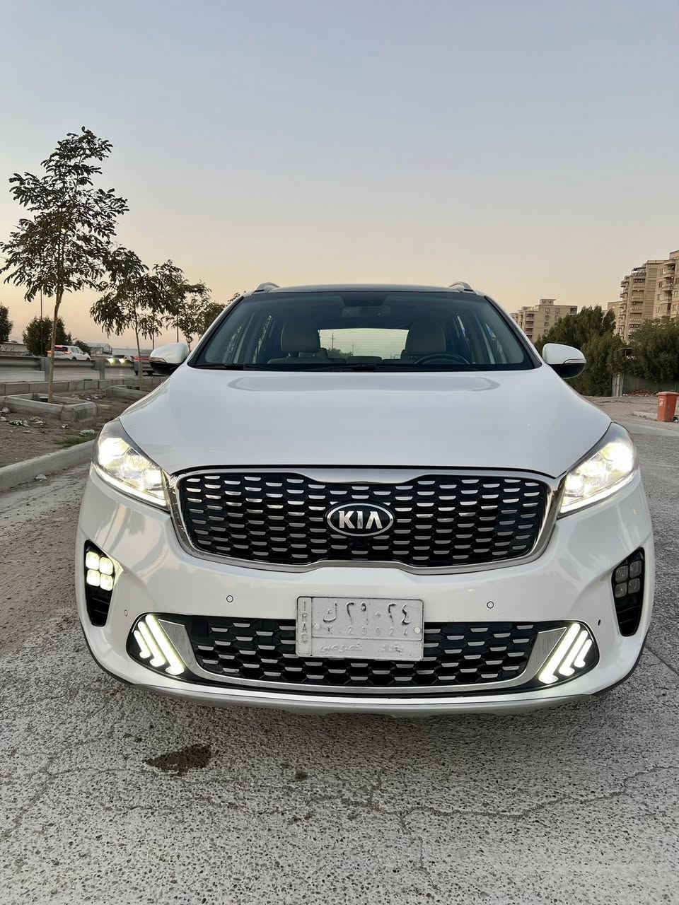 السلام عليكم للبيع فقط
كيا سورنتو 2018 خليجي
محرك V6 3500 
بنوراما 
7راكب 
بصمه  
تبريد ٣ قطع 
اريل نفكيشن 
شاشه كبيره +كامره 
حساس امامي خلفي 
بردات ابواب خلفيه 
كشنات جلد بلادي
اشاير بلمري +شفط 
كراسي امامي ثنينهن كهربائي
جنطه شفط كهرباء 
لايت ٣ عدسات زنون بلادي +بكلايت خلفي لد
٤ وظعيات قياده 
تحكم استيرن جهتين  
وسياره جاهزه مابيه اي نقص بسمي تحويل ثاني اليوم 
السعر المطلوب 223$ للأتصال على هذه الرقم ***********    مكاني حي الجامعة
