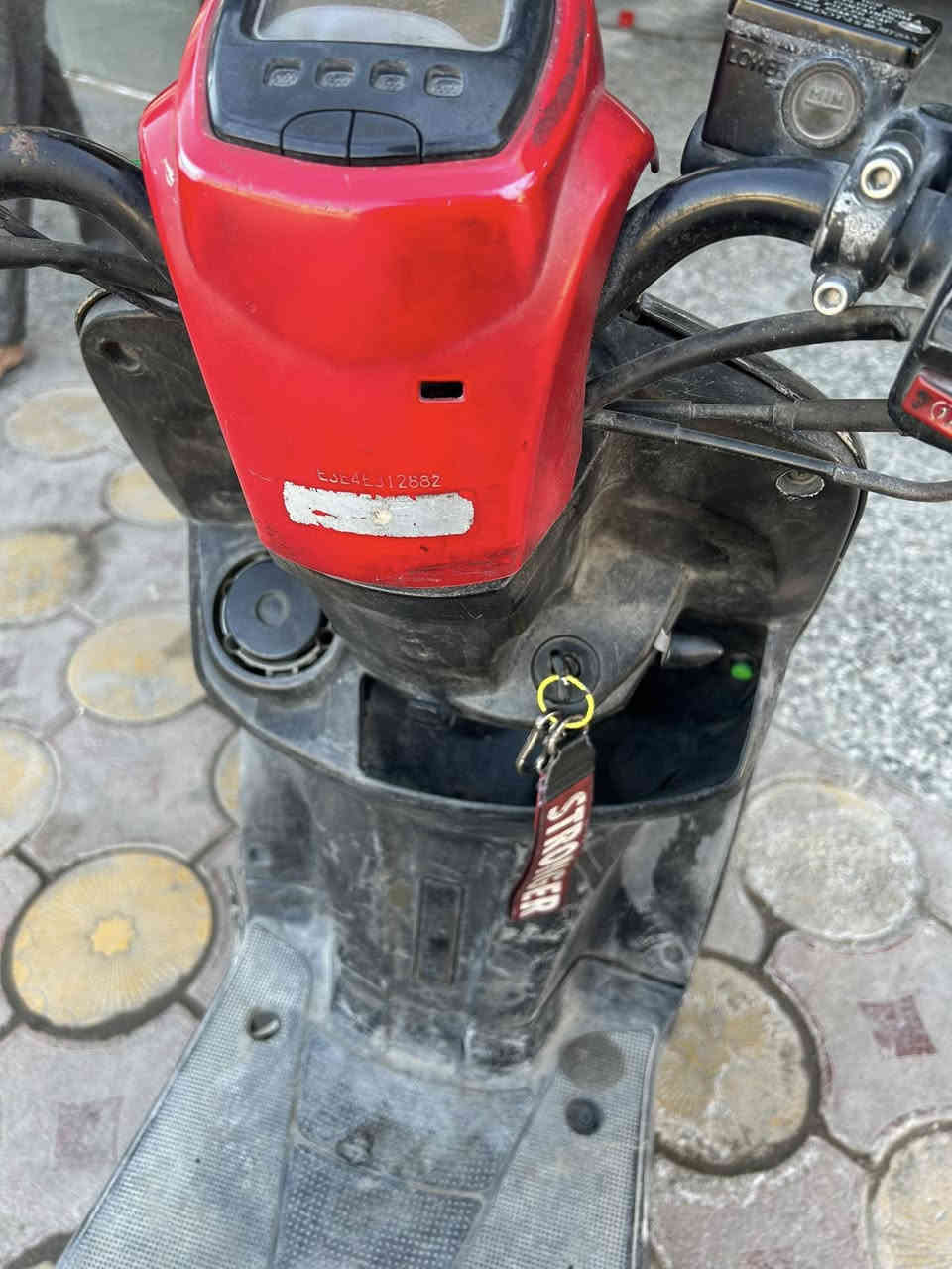 بوليسي نوزل كامله من كلشي نقصها بريك خلفي مكينه ممفتوحه كهربائيات كلها شغاله قفل اكسل بيها ادامه جديده سعر 550 بيها مجال قليل كفرها تجاري مكاني الدوره شارع الصحه ***********
