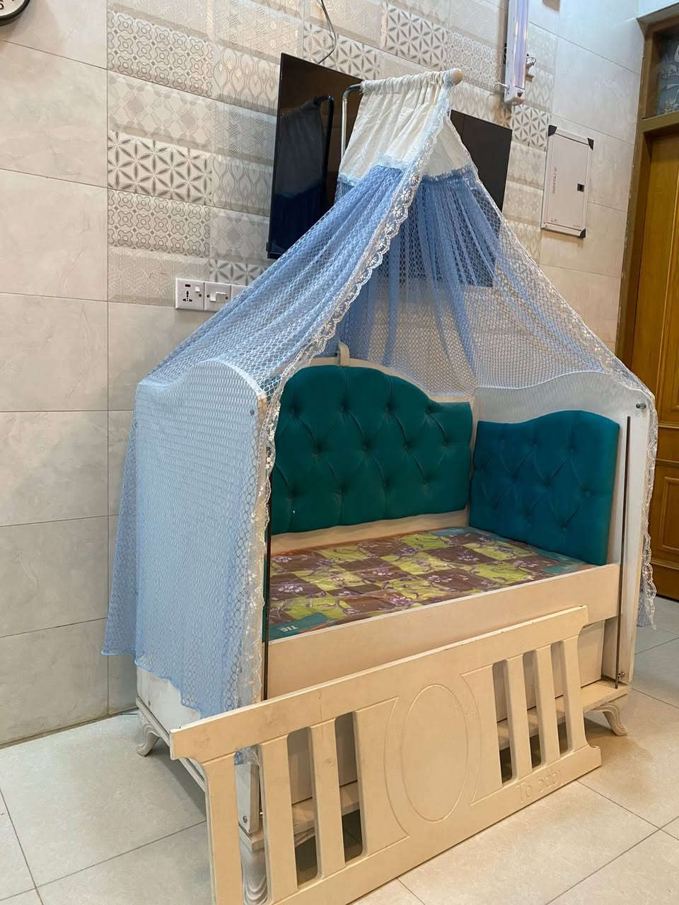 جرباية اطفال تركية
للبيع 
مستعمله نضيفة 
السعر. 125 الف
بغداد / حي القاهرة 

‭0772 227 2237‬
