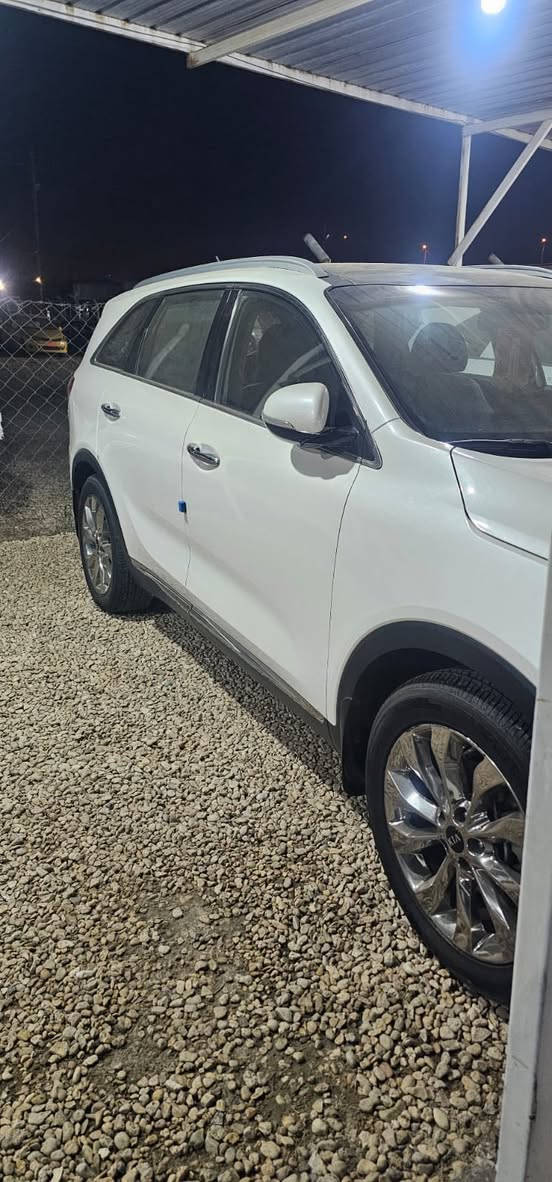 سلام عليكم كيا سورنتو للبيع موديل 2020 فول 1/1 مكفوله الصبغ والبارد رقم بغداد تحويل ثاني يوم السعر 263 وبيه مجال قليل للاستفسار ***********
