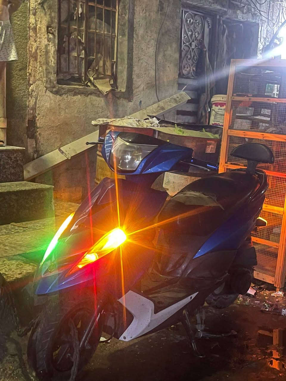 السلام عليكم دراجه جي تي ار موديل 14 شاشه 3الوان كفاله عامه من كلشي بيه لايت زنون ودمام شغال كلشي شغال بيه صارله شهرين نازله من رمبه  وتخم كلج رياضي اصلي شعله ومعدل خير من الله دراجه حلوه ونصبه فول مكاني بغداد السعر مليون 300 وبيه مجال حق جيه *********** واتساب 24 متواجد بيه
