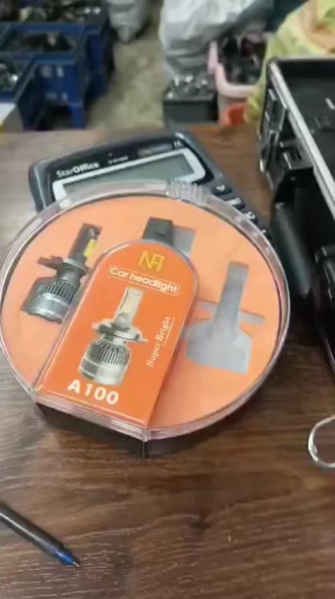 متوفر للبيع هاذة الزنون للبيع H4 لونه اوف وايت جديد ابد ما مشدود الناصي مالته 72 واط والعالي 108 واط يرهم اكسنت مظلع و سايبة الصني مكاني نجف وتوصيل موجود هاذة رقمي ***********

