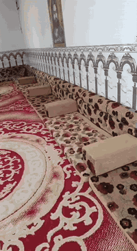 من رخصة الادمن المحترم
جلسه عربيه 23 متر نضيفه جدا للبيع السعر 850 قابل للتفاوض للاستفسار الاتصال على الرقم ***********
