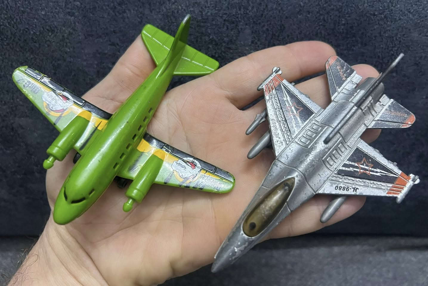 طيارات حديد سعر المجموعة 20 الف 
توصيل بغداد 5 الاف


**إذا كنت صاحب هذا الإعلان وتريد حذفه لأي سبب، رجاءا أرسل رسالة إلى الدعم الفني**