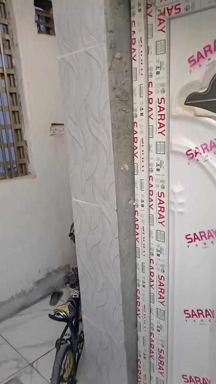 السلام عليكم  مواعيدالكاذبة عندي بيت ٦٠متر بي طرمة مطبخ هول غرفة صحيات وفوك غرفة وسطح السعر ٣٨ العنوان الشعلة دوانم شارع أبو دراج ***********
