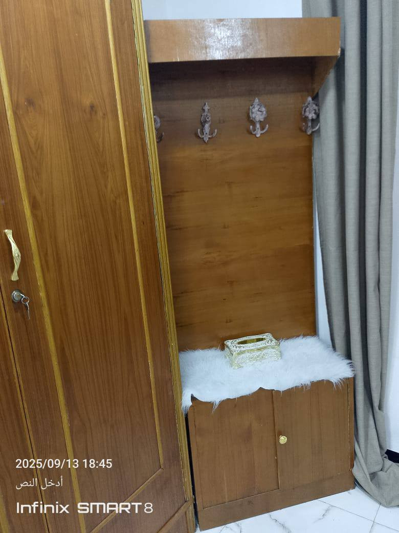 غرفه ام خمسه نضيفه كلش سعر ٦٥٠ اوبيه مجال ***********
