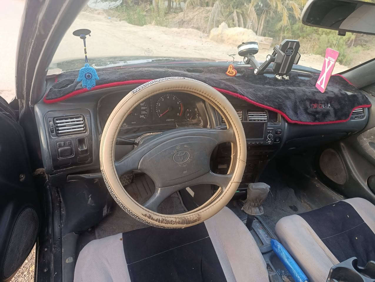 سياره كورولا موديل 92 السعر 55 قفل***********
