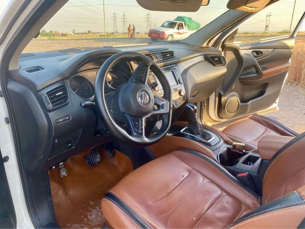 نیسان ڕۆگ ٢٠١٩ - nissan rouge
مۆدێل 2019
بەس بۆنید گۆڕاوە 
بێ داخلی
ئێرباگی سوکان سیستەم
بەناوی خۆمە
ڕەقەم، هەزە، سەنەوی نوێ.
توند و تۆڵ، بێ مەسرەف و تەقەوڕەقە.
داخلی جلد کراوە
شوێن هەولێر

140 و مەجالی کەم و برایانە
*********** أربيل, العراق
