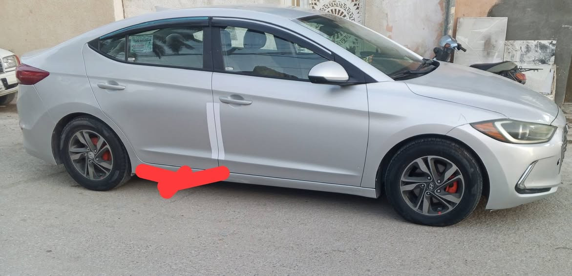 سلام عليكم  النترا للبيع 2017كيرATمافتوح  ومحرك 2000دوش مافتوح سيارة جاهزه بيها ضربة بالجنطة بدون دواخل وبيها  طخات صغيرة مثل ماموضح بالصور السعر120وبيها مجال
الاتصال***********
اتصل وبيك خير ودلل👆👆 
مواصفات السياره
  نص فول   تحكم استيرن  
كامره  
نضام ايكوhttps://t.me/carssofiraq
