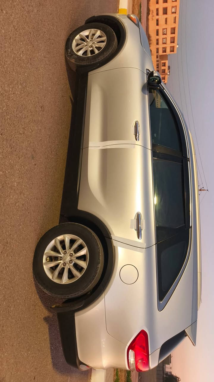 السلام عليكم من رخصت الأدمن المحترم..
صلوا على محمد 🤍
‏KIA SORENTO ((EX6V))
للبيع أو المراوس كيااا سورنتوا موديل 2016 وارد أمريكي مكفولة كفاااالة عاااامه من الضربة والصبغ (كلييين تايتل) فقط مكان باارد بدووون قطرة صبغ حتى الدعاميات السيارة نضيفه وجديدة وجااهزة گير مكينة حدادية تبريد ثلج ❄️ تدفئة كلشي جاهز وشغال بحالة الوكالة مواصفاتها معروفه ال ex فووول مواصفات عدا الفتحه والبصمة..
مكينة 3600cc.
7 راكب.
3 قطع تبريد مزود بنضامين Clean Air(منفصل).
كشنات تدفئة تبريد.
كراسي جلد.
كراسي كهرباء.
يدات ستيل+ويل كب كرووم.
كاميرا دوار+حساسات اصطفاف.
شاشة لمس +BTAudio+نضام صوت من نوع Microsoft (UVOً)..
شاشة صغيرة(معلومات القيادة)+شاشة أعطال.
حساس ضغط الإطارات.
أنارة ترحيب.
ليدات+هيترات.
نضام APS.
نضام مانع أنزلاق.
نضام PARKING.
نضام ESP.
3 وضعيات قيادة(SPORT+NORMAL+ECO).
تحكمات ستيرن بلكامل+CRUISE SPEED.
وبعد بيهاا هواي مواصفات السيارة جاهزة وكاملة 100‎%‎ من جميع النواحي كل نقص مابيها  ماشية (165  
السعررررر ((205)) وبيهاااا مجاااال…🤍
للأستفسار: [‏‪***********‬‏
