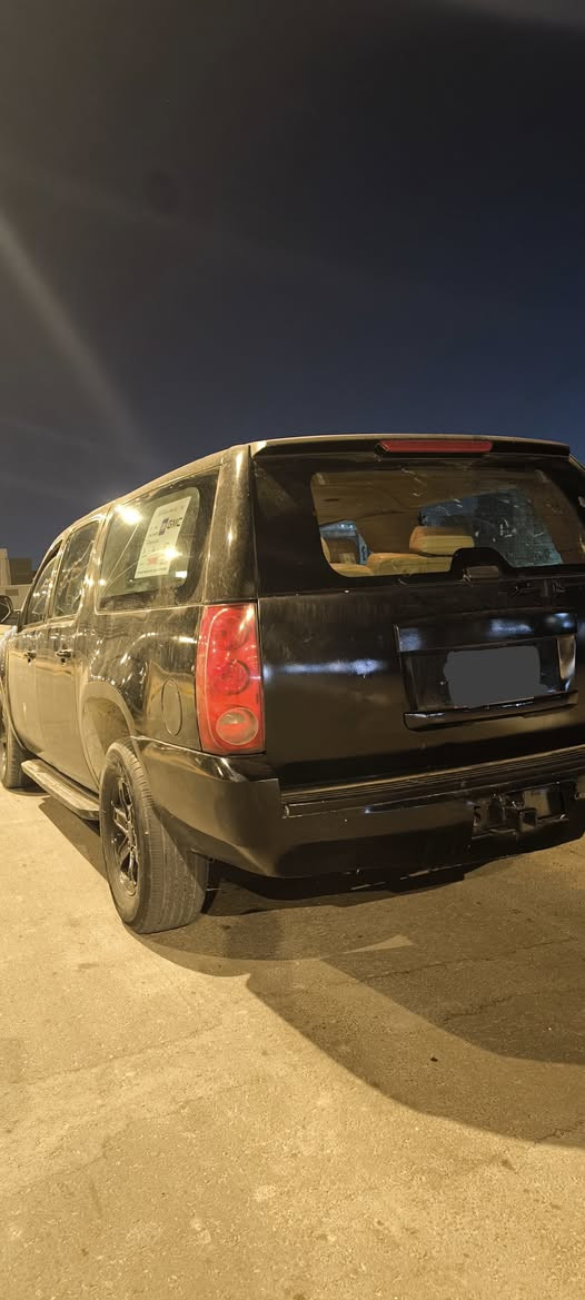 السلام عليكم 
مكلف بـ لنشر 
ادوات ادوات جمسي طوليه 2008
خليجي طبله دواخل عسلي 
كير مكبنه حداده خير من الله 
بيظه اصل مصبوغه اسود
بيهة نواقص قليل تجي وتشوف بعينك 
اتكفل من السرقه والعشائر 
السعر 40
بدون رقم العنوان بصره
اتصال واتساب ***********
