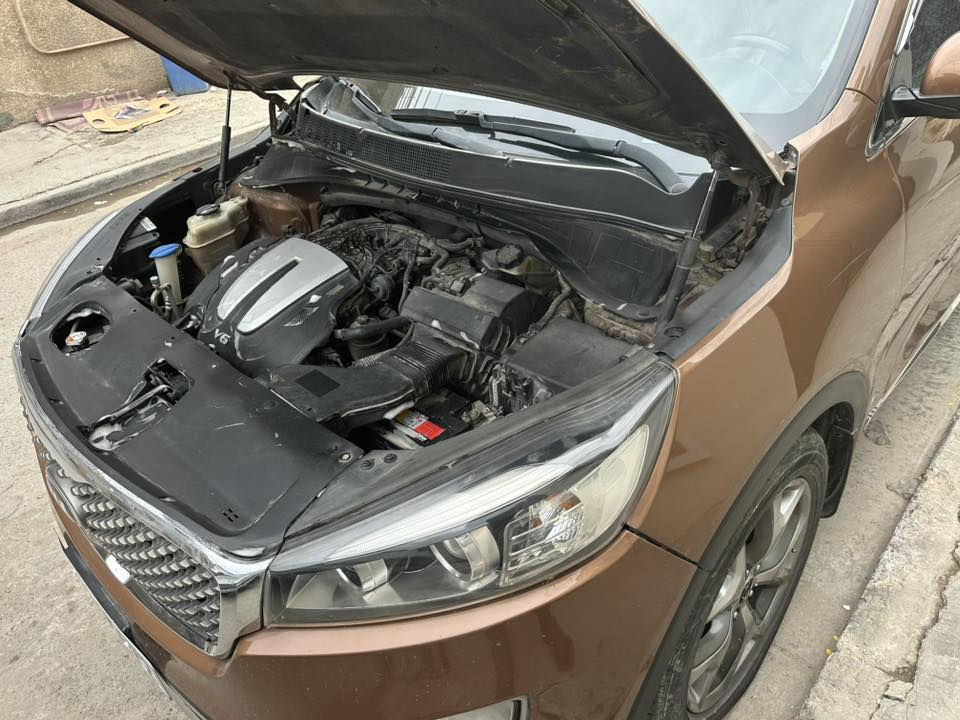 سورنتو موديل2017
خـليـجـي  بيع مستعجل 

بيه ٤ قطع صبغ بنيدمبدل وجاملغ مبدل وبابين الصدر بلادي ومصبوغات كلير 

رقم بغداد تحويل مباشر 

مواصفات

بصمه  

نضام تزحلق ونحدار

باب خلفي كهرباء  

نضام بريك ابي اس 

كامره اصليه دواره 

حساس امامي خلفي اصلي

كشن كهربائي  +جلد قرميدي 

3قطع تبريد

لد امامي بكلايت لد 

كروس سرعه 

تحكمات ستيرن

اريل انفكيشن

سبعه راكب

ويل كب نيكل

بصمه تشغيل وابواب 

6 سلندر  م3500      

ترحيب 

كامره دوارة      

مري شفط    اشاره بالمري 

برادات بلاديه  خلفيه

فول تحكم استرن 

ثلاث انظمه قياده  Sport  eco   smart 

كشافات 

علامة بالدواسه 

السياره ماشيه ٢١٧الف مكاني بغداد  السياره بالسيديه

السعر 175$ وبيه مجال بسيط

واتساب متواجد 

    ***********

 ***********
