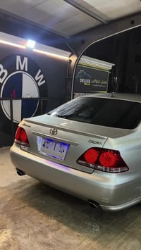 كراون GRS182 • سبورت • داخله سور