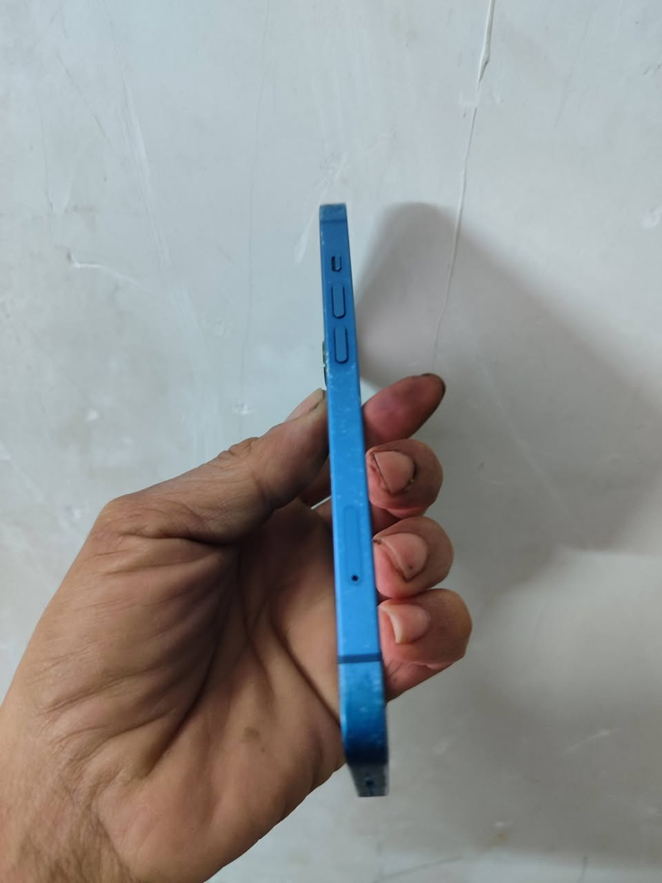 ايفون 13 العادي 
ذاكره 128
بطاريه 78 شحن ماتصرف 
جهاز مكفول وتر بروف ممفتوح 
فقط نمش مال حافظه بالشاصي ناعم 
بدون غراض 
مراوس اندرويد فقط 
مكاني بغداد الشعب


**إذا كنت صاحب هذا الإعلان وتريد حذفه لأي سبب، رجاءا أرسل رسالة إلى الدعم الفني**