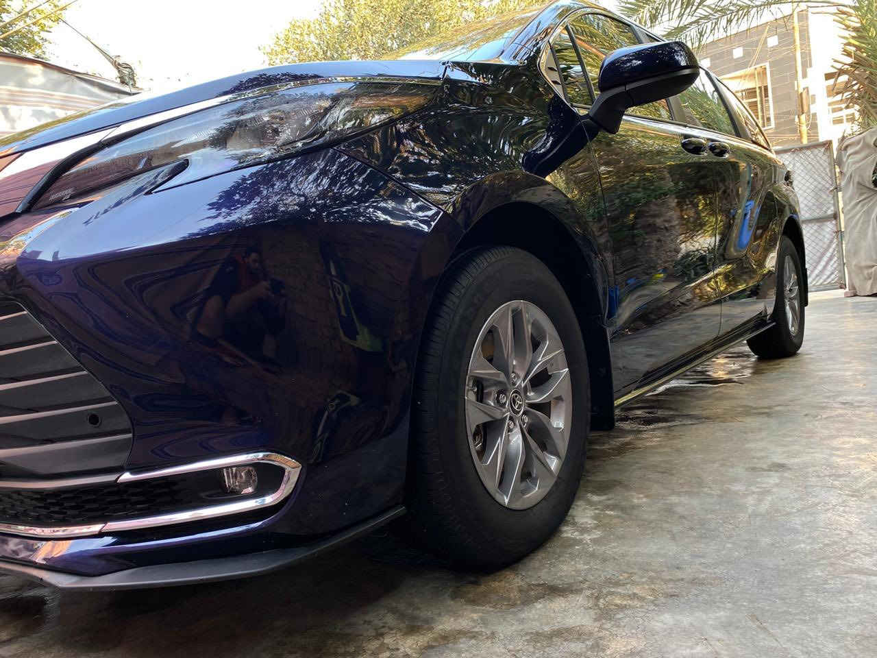 السلام عليكم
تويوتا سينا 2025 هايبرد
رقم بغداد مثبت لوحات باسمي
Le
 هجين Hev
مكينة 2500 
ماشية 3000ميل
كشن سايق كهرباء
بيبان خلفية كهرباء وبصمة
السيارة شاشه كاميرا رادار 
حادث فقط بنيد 
صور الحادث مرفقة بالمنشور
البنيد مبدل اصلي
السيارة جديدة
 السعر 295مجال بسيط

مكان السيارة بغداد الدورة جمعية خير الله
للاستفسار
***********
متوفر واتساب
تحياتي
