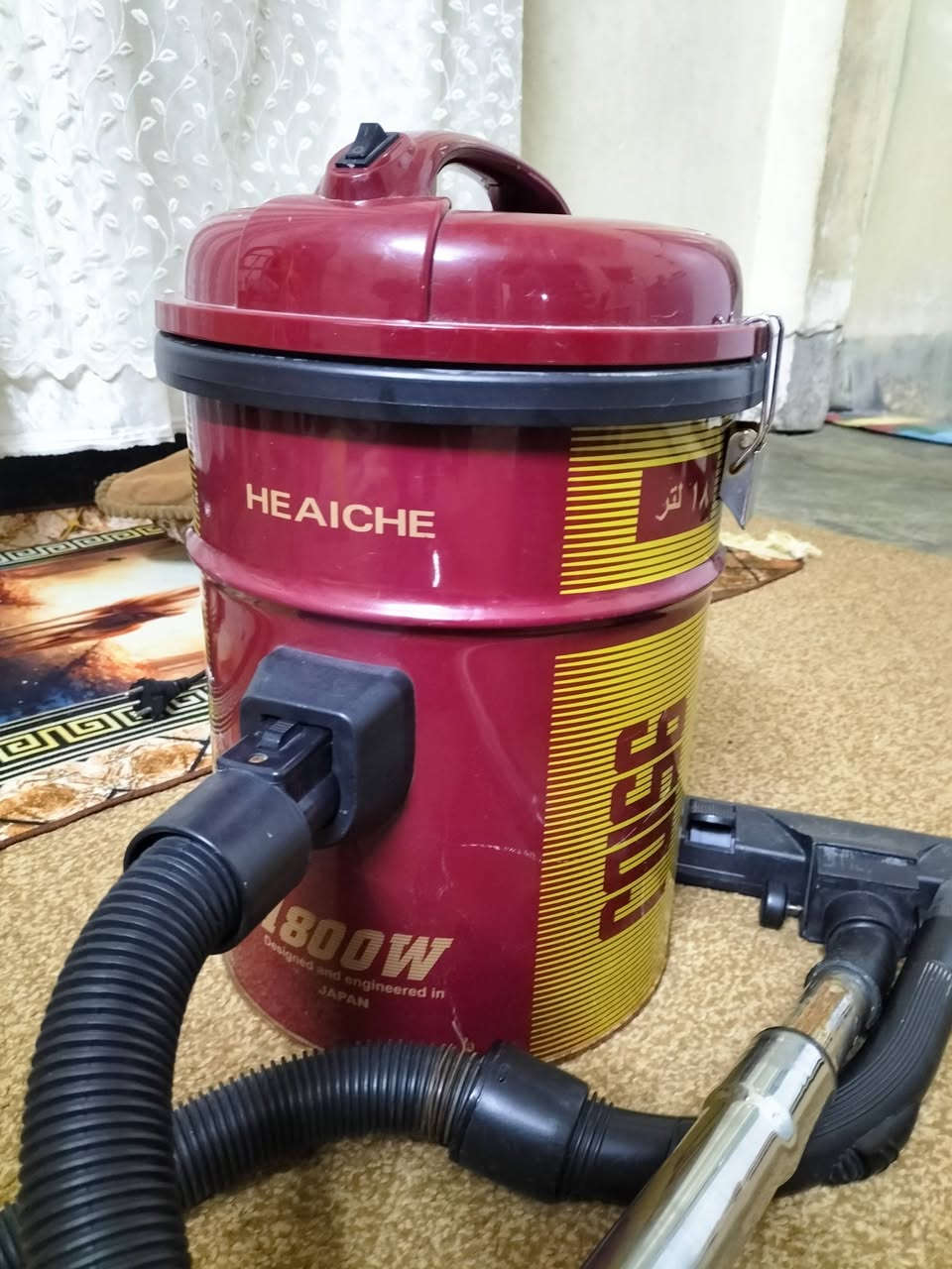 مكنسه كهربائيه شغاله نضيف 20
صفيه ماي اخذتها تشتغل بس معرف شون اشغهاله 25
***********
