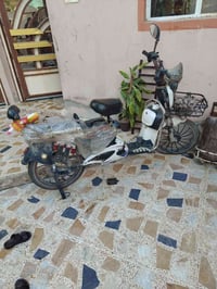 مطور للبيع بس يرادلو بطاريات تاير كدام بنچر سعرو 125 07503771521