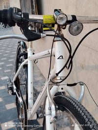 متاح بايك c700 ترحال من ماركة ASTROIA المعروفة البايك كسر حاوية حجم 28...