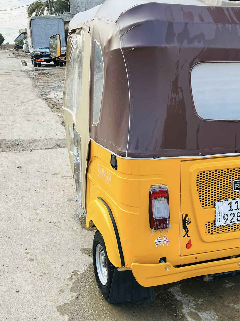 تكتك موديل 22 بدون اي ضربه بيه بس بارد بدون لا صبغ ولا معجون رقم بغداد بسمي شرط تحويل تكتك خير من الله مابيه ي نقص سفريات دوشمه مسجل كله جديد استفسار على رقم *********** مكان ديالى بعقوبه المفرك
