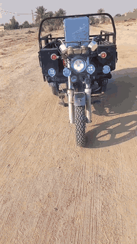 ستوته جمره محرك امتيار الستوته نضيفه حيل 
كهربائيّة كله جديده 
كاجات جدد
الستوته ما عوزه شي 
كلك اكفلك سرقه 
السعر 900او بيه مجال 
رقم الهاتف *********** او باقي التفاصيل عل خاص
