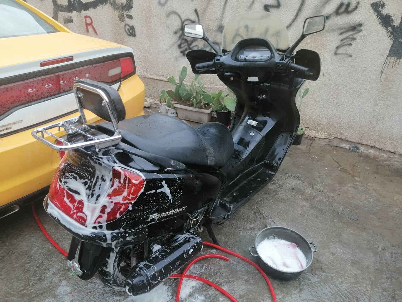 فور سايد سرعه 140 يابني اصلي فحل دسك ايبي اس حماوه ثابته ربع مكينه لا تبخير ولا تنقيص نكره سلف بكل وقت نقص بيهه بريك امامي وجاملغ سعر 350 مكاني بغداد جميله ***********
