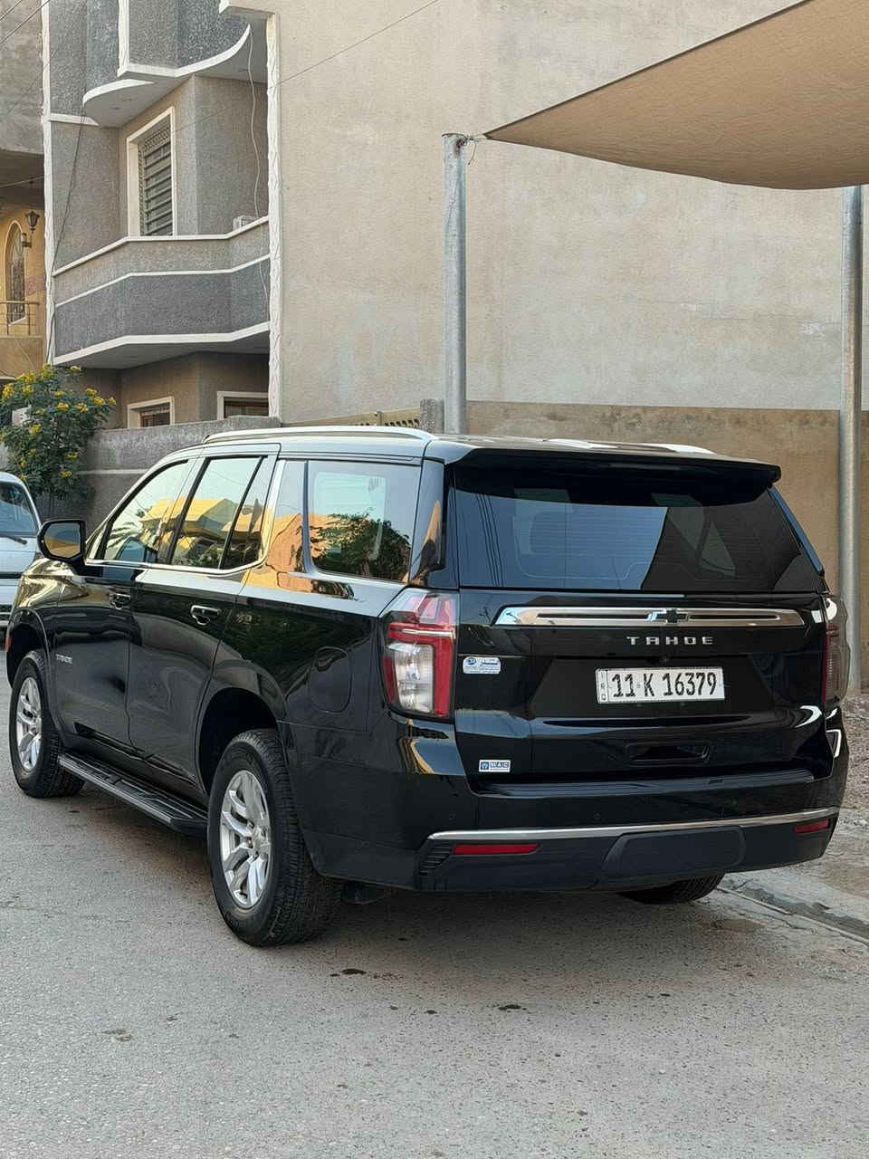 السلام وعليكم ورحمة الله وبركاته 

للبيع تاهو موديل 2023 ls خليجي 
شركة ليث العبيدي ضمان المنصور 
معروفة مواصفات الls حساسات كامرات ردارات ثلاجة والبقية معروفة 
ماشية 42 الف كير مكينة كفالة 
مكفولة بدون صبغ ولا فتح ولا بارد ولا تبديل 
مكان السيارة بغداد / رقم بغداد 
للاستفسار / *********** 
السعر (  465 $ )وبيها مجال شي بسيط جداً
