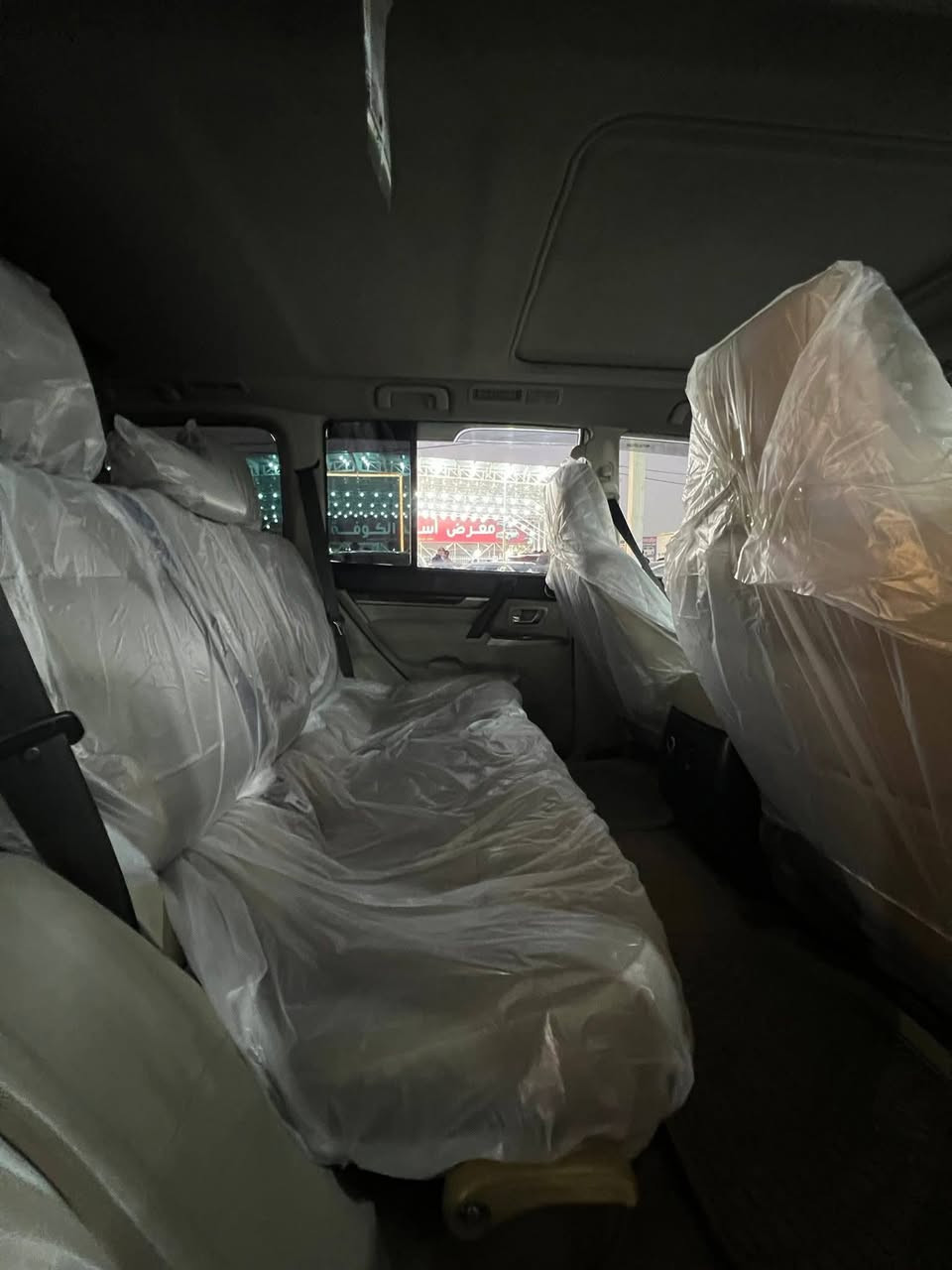 السلام عليكم
باجيرو حبتور

فول مواصفات 

بيه جاملغ امامي نصه صبغ والباقي كفاله

مديل 2014

مكان نجف

رقم بغداد أنكليزي بسمي
رقمي***********
سعره 160وبيها مجال
