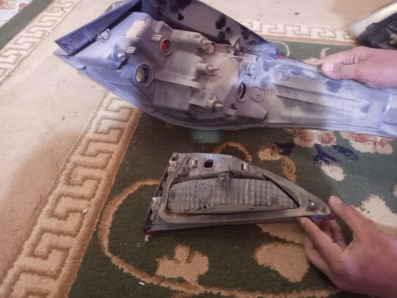 غراض مستعمله للبيع 
لايت اوبتره 60 وبي مجال 
بك لايت 60وبي مجال 
درايم شفت 90وبي مجال 
نانو 60 
مكان كوت حي الحوراء***********
