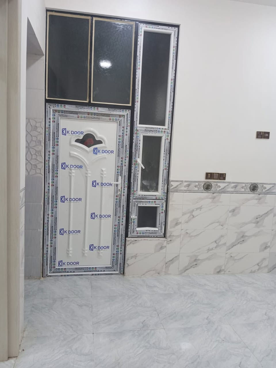 🏡 مشتمل للبيع فرصة مميزة

طابو صرف بسمي (تحويل ثاني يوم)

📍 العنوان: الفلوجة – حي الشهداء (الامين) قرب ابو عبدالله

📐 المساحة: 125 متر مربع
📏 الأبعاد:

- الواجهة: 6.25 متر
- العمق (النازل): 20 متر
 رقم العقار 20053

🛣️ الشارع: 10 متر
💡 تتوفر جميع الخدمات (ماء، كهرباء، وغيرها)

💰 السعر:82 مليون (قابل للتفاوض)

📞 للاستفسار والتواصل: ***********

فرصة جيدة للسكن أو الاستثمار ✨
