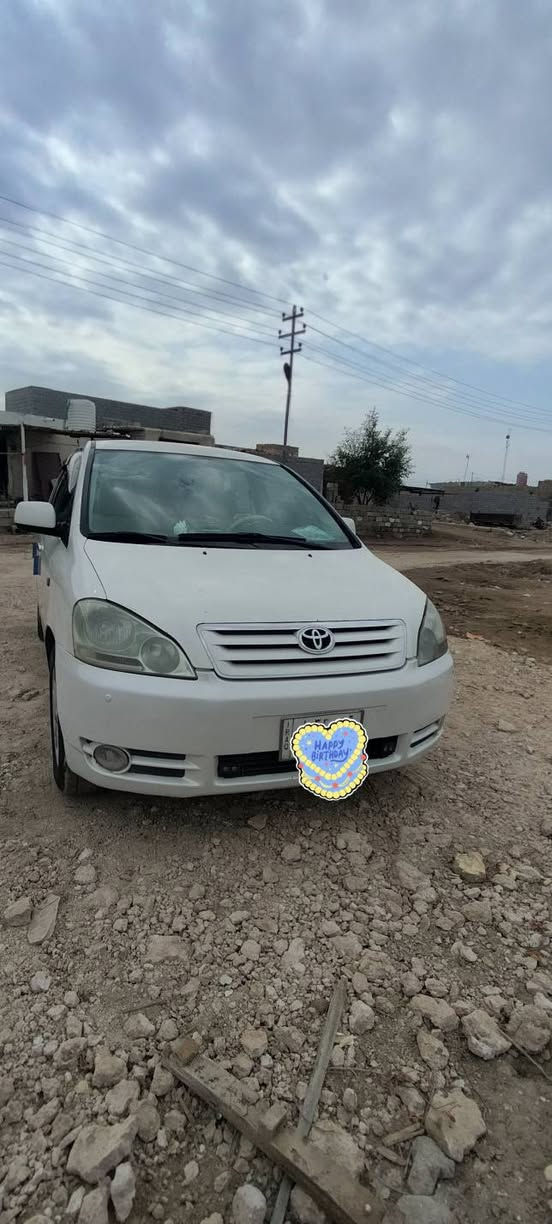 ابصم ابيص صدفي مكانه ذي قار
رقم ذي قار مداور
جاهزه من كلشي مكينه كير تبريد 
مكفوله كصه وضربه عيب شرعي
دواخل بيجي تخم تاير جديد تبريد تدفى كله شغاله 
سياره مال جناي السعر المطلوب 115
للستفسار الاتصال على ***********
