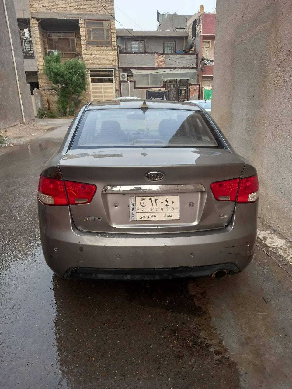 فورتي البيع محرك الف و٦٠٠ تخم تاير صدر جديد موديل ٢٠١٠ بسمي كلشي بيه شغال  بيه مكانات جارده مثل ماموضح بل صور  السعر ٧٠       رقم سياره *********** بغداد سياره فول بصمه حساسات شاير بل مري مري شفط فتحه بل قماره شاشه كامره
