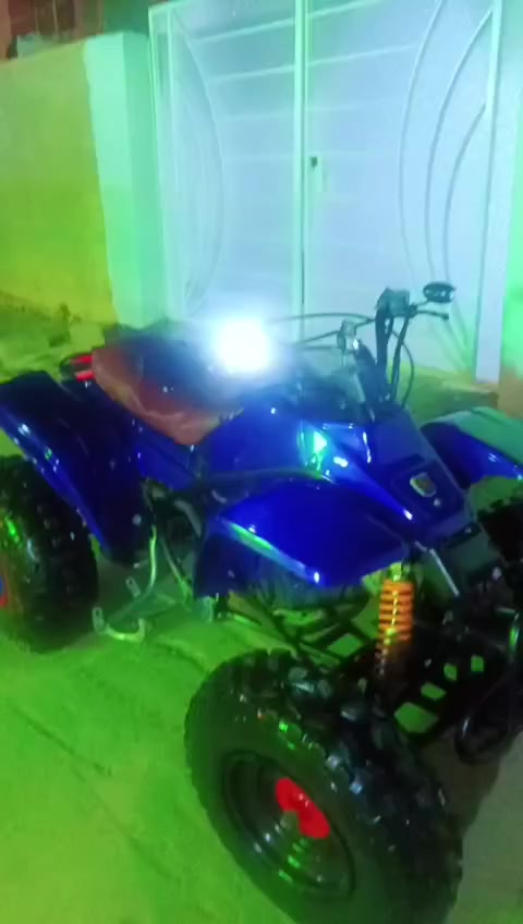 ٤تايرات فول نضافه تعمير جديد مكينه حجم ١٥٠ الحجم جبير  تجي شوف شوف عينك واسط كوت


**إذا كنت صاحب هذا الإعلان وتريد حذفه لأي سبب، رجاءا أرسل رسالة إلى الدعم الفني**