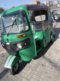 تكتك بجاج • موديل 2022 • رقم وسنوية