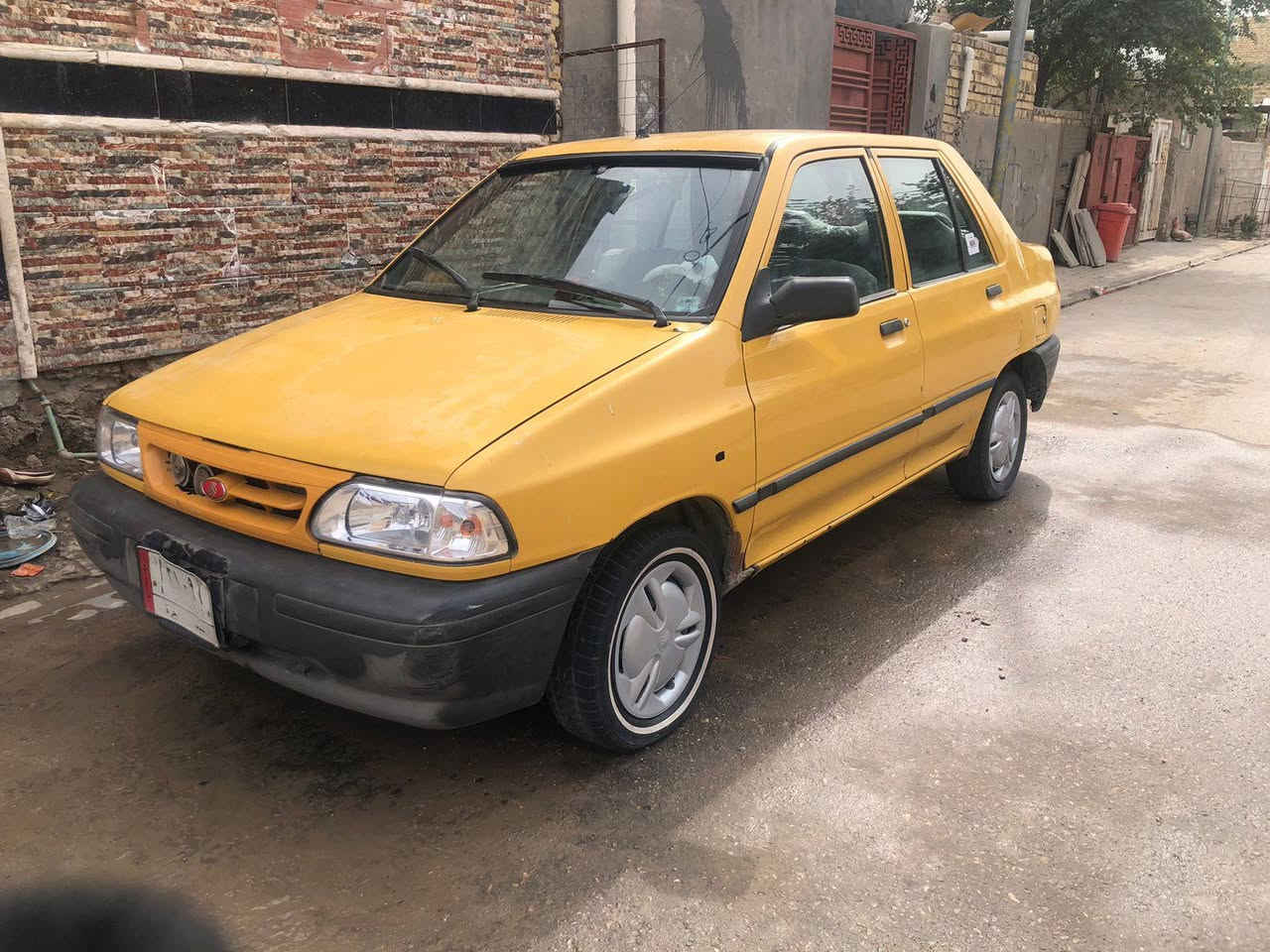 اقرأة تفاصيل إلى تخابرني وبخدمتك
السلام وعليكم 
سايبة موديل 2015. جاهزة كير ومكينة. خير من اللة مكينة بداية خيط بخار كلشش قليل من القبق اني مداريها بل دهن مكينة نضيفة كلشش كيرر نضيف تبريد تدفئة شواصي نضيفات ابلادي برنكيت نضيييف كلة ابلادي ضربتة جوملغ الورة و الباب مال العبري بي خياس بدلتة يعني بيها قطعتين ضربه جوملغ الورة و الباب مبدل مال عبري فقط حدادية الامامي مسوي الها ادامة كاملة درايمات جدد باتري جديد بخاخات و مصطرة جدد هيئة وغرمات علية تأخذ صافي دواخل كلة جديد مالكة يمي جيراني  تحويل مباشر كهربائيات كلها شغاالة الأيتات عالي وناصي يصطر شررط سكنات حماوي ثابت 3 حبايات شتة صيف ربع    كيج بانزين شغال 
مكاني ديوانية حي العسكري    (( السعر 27 وبيها مجال قليل 
*********** وتساب بي
