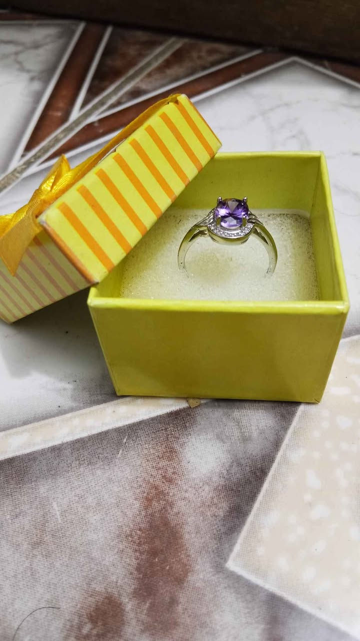 ‎محبس فضه عيار925S
مرصع بحجر الجمشت والتفاصيل بالصورالمعروضه‎ بغداد, العراق


**إذا كنت صاحب هذا الإعلان وتريد حذفه لأي سبب، رجاءا أرسل رسالة إلى الدعم الفني**