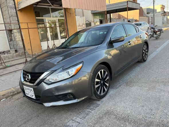 سيارة التما موديل 18 فئة sv سيارة كفالة عامة فقط بيهة اشوي بارد شبر كير مكينة شرط داخل اسود جلد شرط تحويل وغرامة سيارة بسمي سيارة ماشي 90 مل رقم اربيل 
رقم تلفون *********** كيفري
