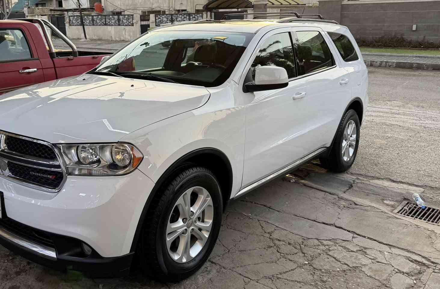 السلام عليكم
دوج دورنكو 2013 خليجي 
ماشيه 83000 ألف قابله للزياده 
محرك 6سلندر 3600
سياره جديده  مناقصه اي شي 
سنويه باسمي 
 مكفوله من الصبغ والتبديل 
بيع فقط السعر 230
مكان السياره بغداد


**إذا كنت صاحب هذا الإعلان وتريد حذفه لأي سبب، رجاءا أرسل رسالة إلى الدعم الفني**