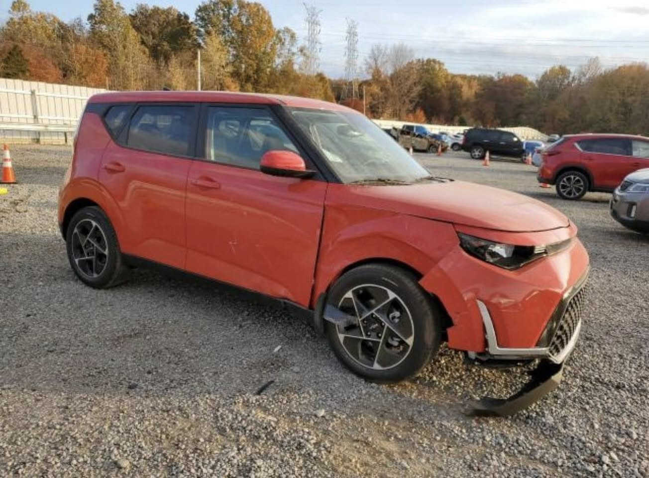 قطع جديد من المزاد
كيا صول 2025 EX فول الفول للأخير 
حادث بسيط بدون دواخل بدون صبغ بدون تبديل 
مدة الوصول 65 يوم عمان المنطقه الحره 
سعر السياره مطروح عمان بدون تصليح وبدون كمرك (135) $
للأستفسار أكثر / *********** علي الجبوري
